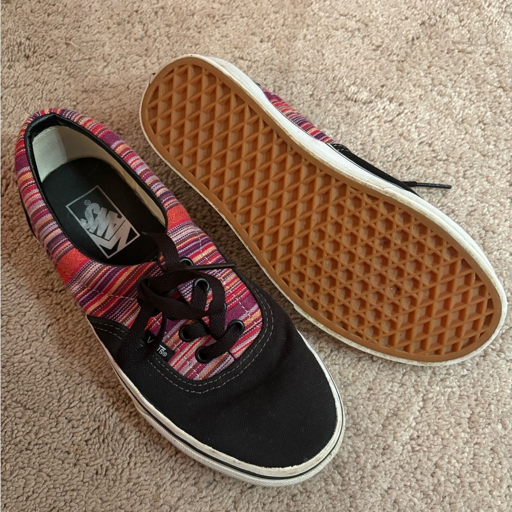 Women’s Vans - Picture 4 of 5